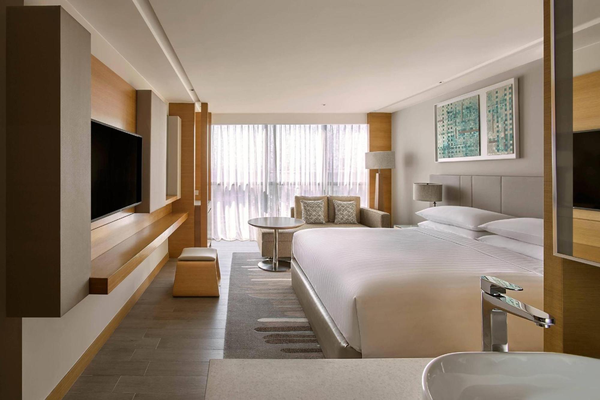 Kota Kinabalu Marriott Hotel Екстериор снимка Deluxe room