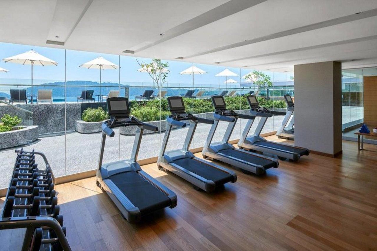 Kota Kinabalu Marriott Hotel Екстериор снимка The gym at the hotel